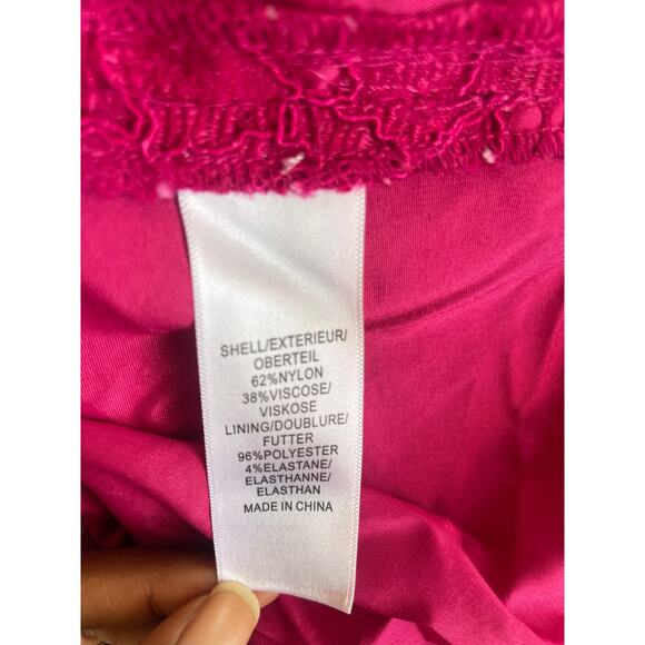 Adrianna Papell Magenta Pink Lace Sleeveless Sheath Cocktail Dress • Size 8 - Picture 3 of 4